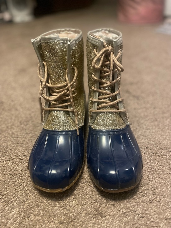Shoes - Women’s Navy & Gold Glitter Lace-Up Duck Boots. NWOT